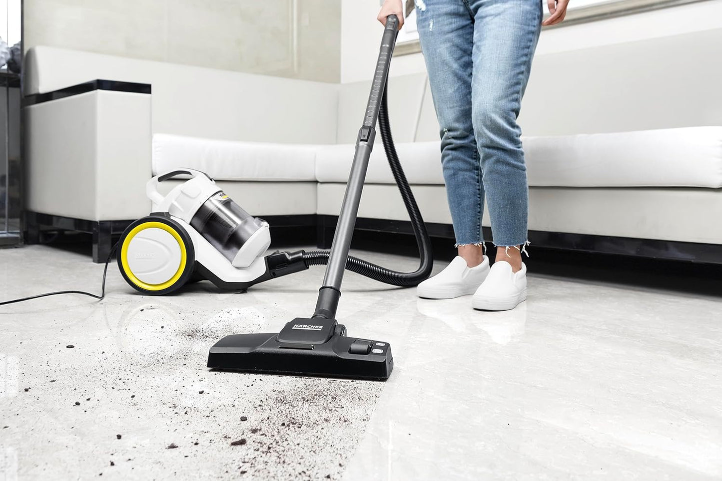 Karcher VC 3 Kablolu Toz Torbasız Elektrikli Süpürge