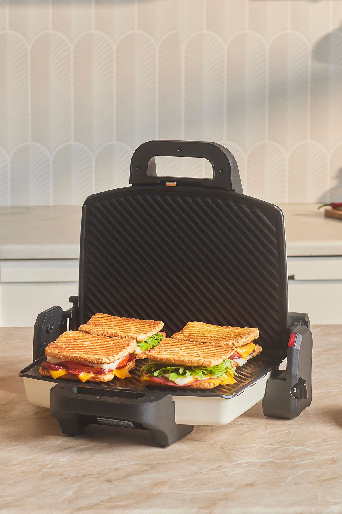 Future Essential Tost Makinesi Matte Krem 1800 W 4 Dilim Kapasiteli